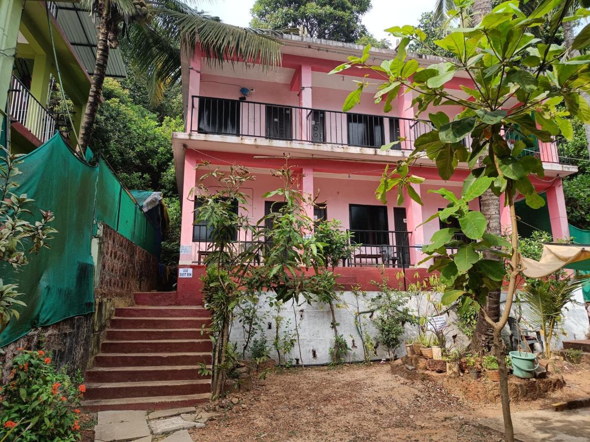 Est Hem Guesthouse Arambol Ngoại thất bức ảnh