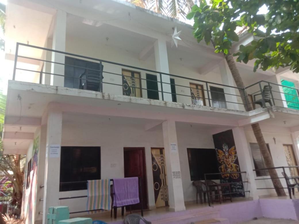 Est Hem Guesthouse Arambol Ngoại thất bức ảnh