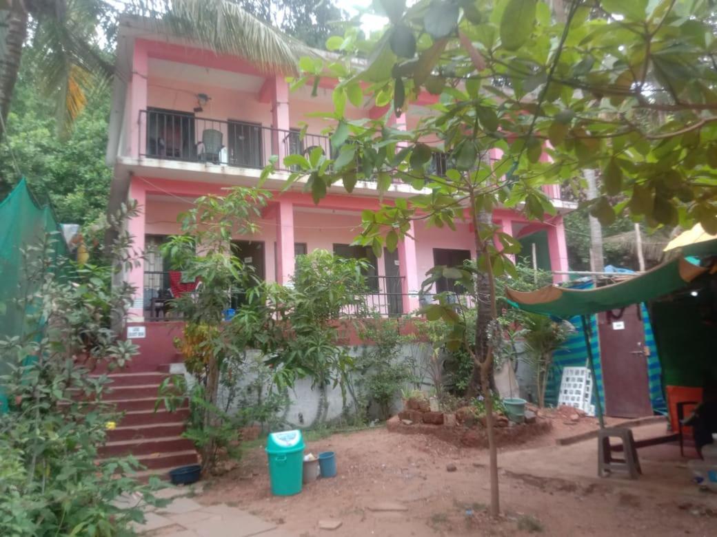 Est Hem Guesthouse Arambol Ngoại thất bức ảnh